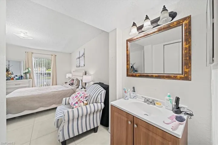 8235 Ibis Club Dr 309, Naples, Florida 34104