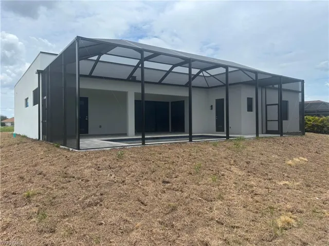 1038 Nw 37th Ave, Cape Coral, Florida 33993