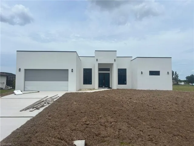 1038 Nw 37th Ave, Cape Coral, Florida 33993