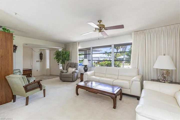9841 Cypress Lake Dr, Fort Myers, Florida 33919