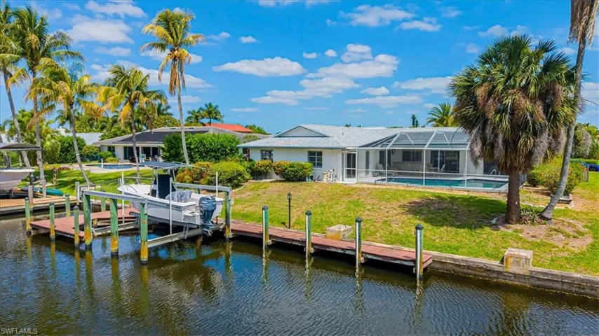 9841 Cypress Lake Dr, Fort Myers, Florida 33919