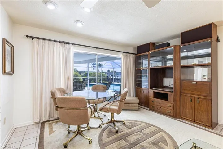 9841 Cypress Lake Dr, Fort Myers, Florida 33919