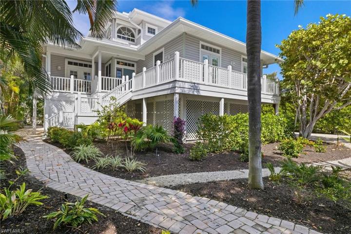 Covered & Open Front Porch