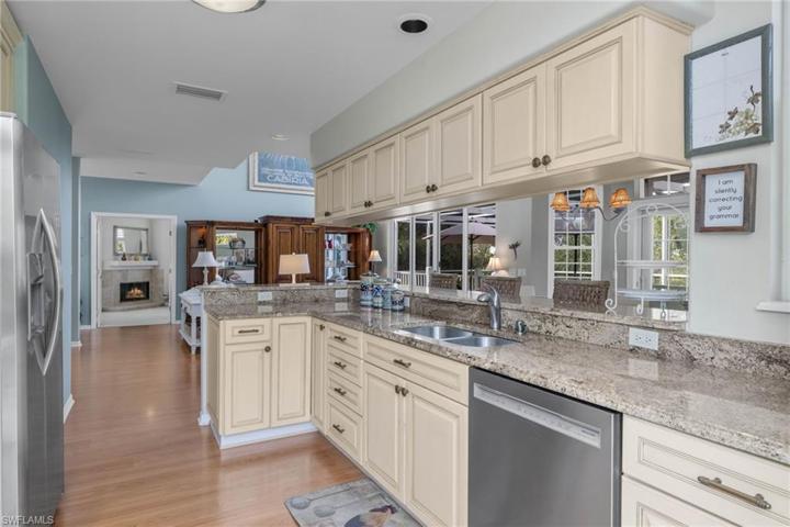 Kitchen/Granite Counters