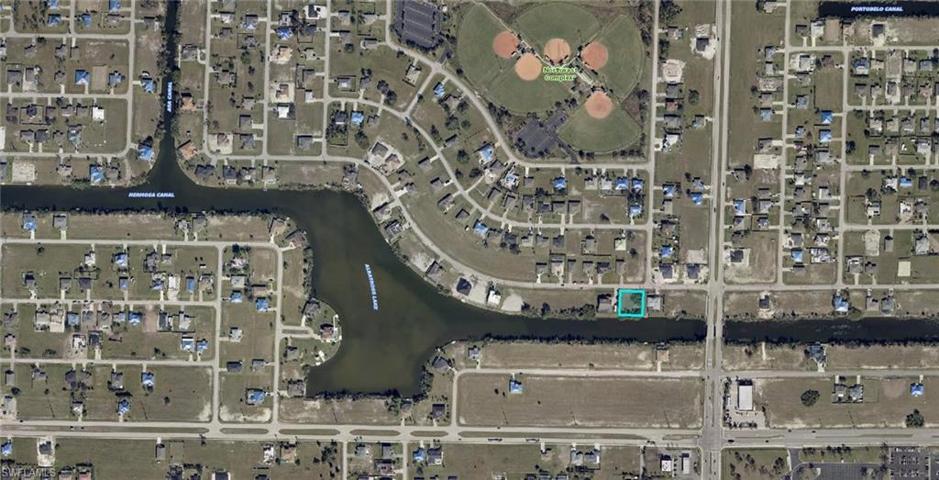 1618 NW 9th ST, CAPE CORAL FL 33993