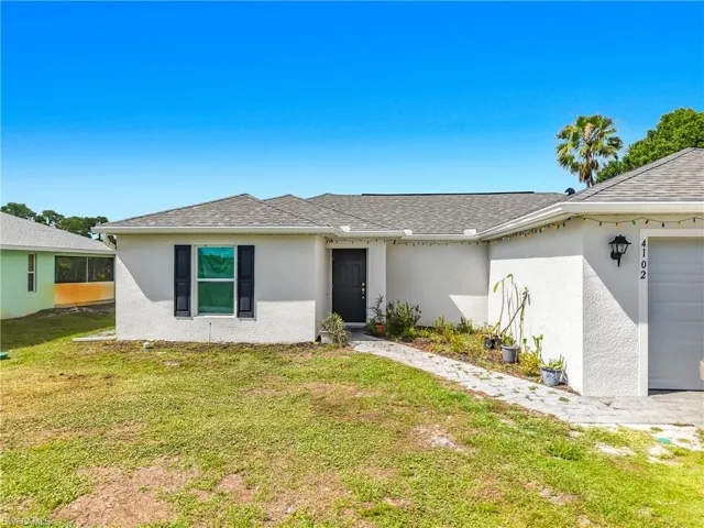 4102  4th SW ST, Lehigh Acres, FL 33976