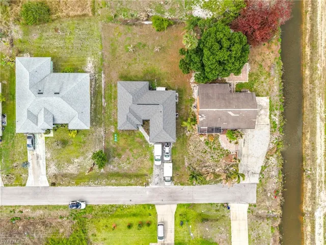 4102  4th SW ST, Lehigh Acres, FL 33976