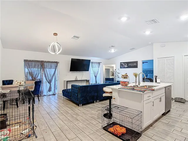 4102  4th SW ST, Lehigh Acres, FL 33976