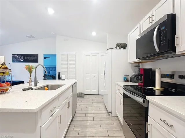 4102  4th SW ST, Lehigh Acres, FL 33976