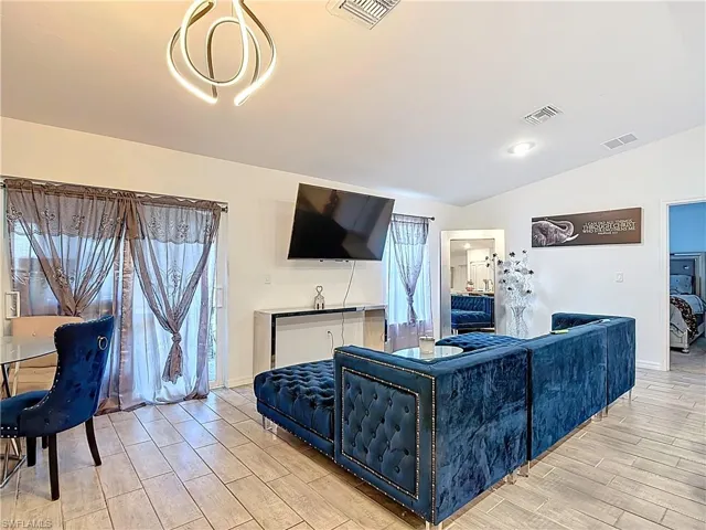 4102  4th SW ST, Lehigh Acres, FL 33976
