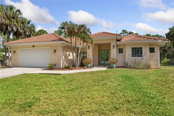 445  12th NW AVE, Naples, FL 34120