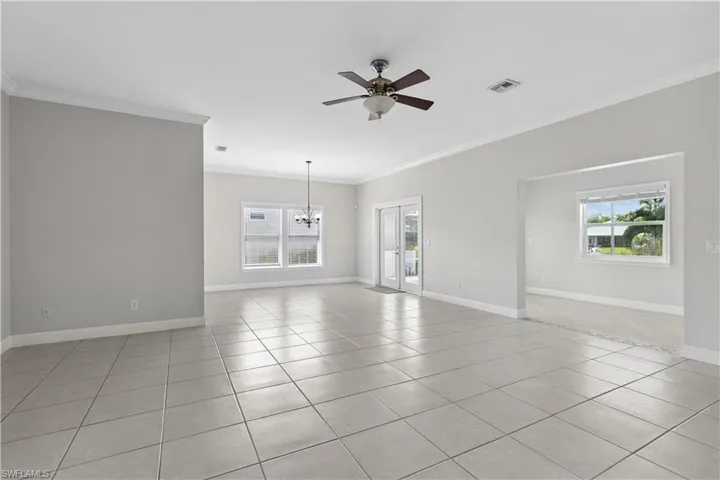 Great floor plan with large living/great room, dining, and kitchen all together.
