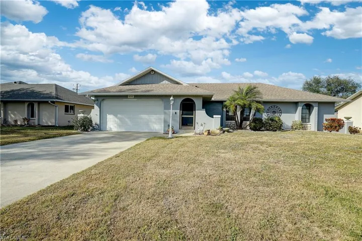 Welcome Home to 626 SE 2nd Ave. Cape Coral, FL