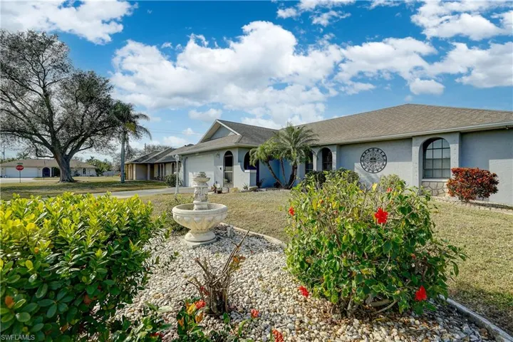 Beautiful landscaping and a well maintained yard