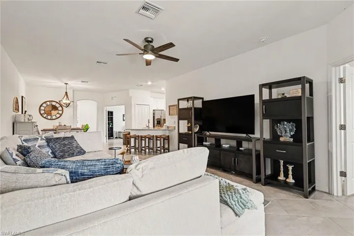 17716  Palmetto Pass  LN, Punta Gorda, FL 33982