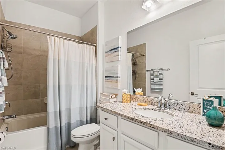 17716  Palmetto Pass  LN, Punta Gorda, FL 33982