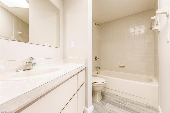 1123 SW 48th  TER, CAPE CORAL, FL 33914