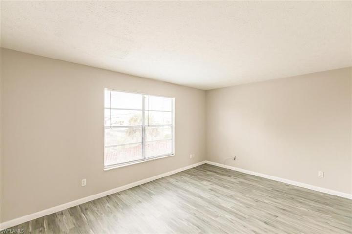 1123 SW 48th  TER, CAPE CORAL, FL 33914