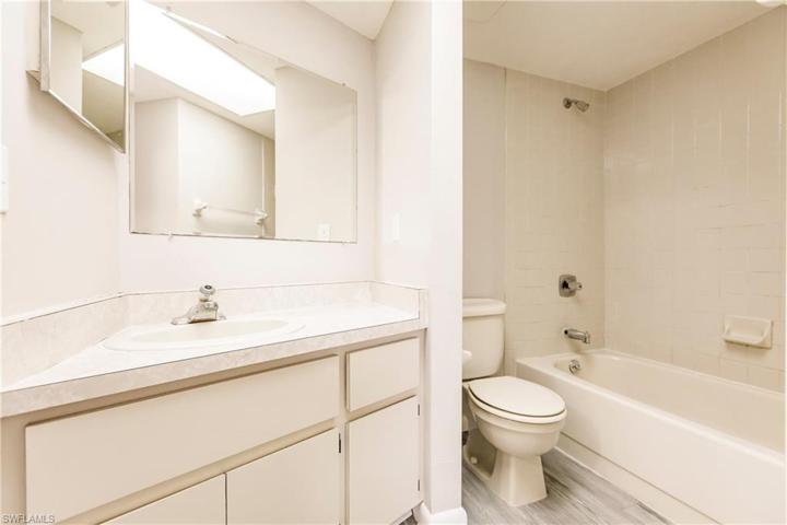 1123 SW 48th  TER, CAPE CORAL, FL 33914