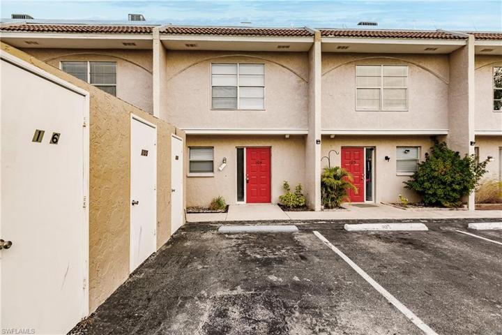 1123 SW 48th  TER, CAPE CORAL, FL 33914