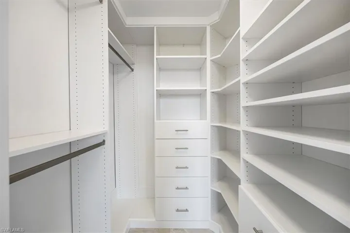 Bedroom Walk-in Closet