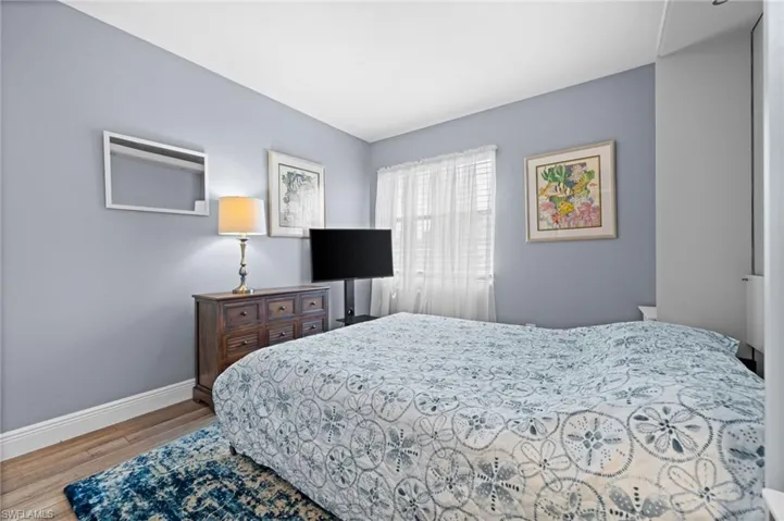 2nd Bedroom with Murphy bed