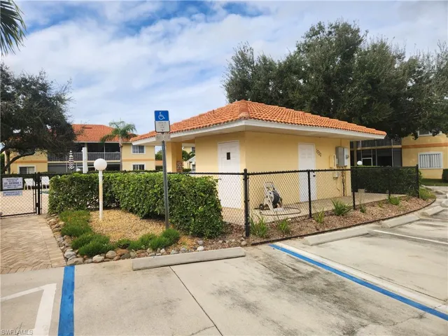 View of side of property