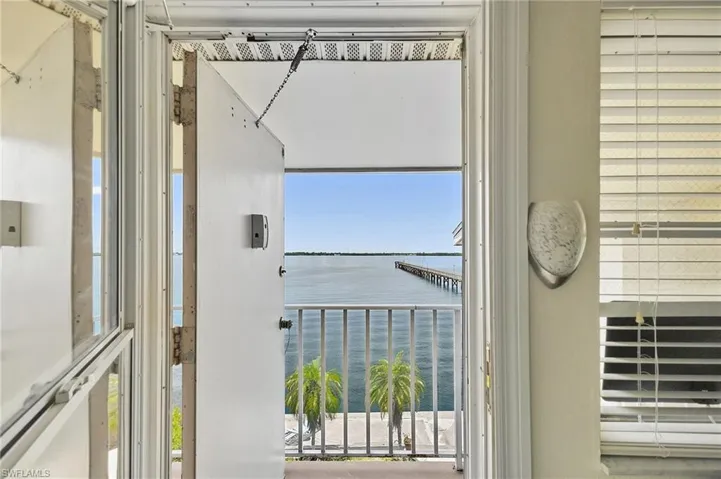 720 Tarpon St, Fort Myers, Florida 33916