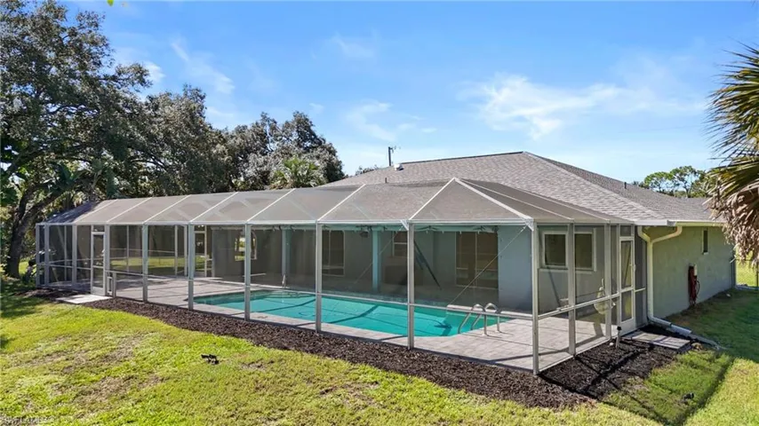 418 Edison Ave, Lehigh Acres, Florida 33972