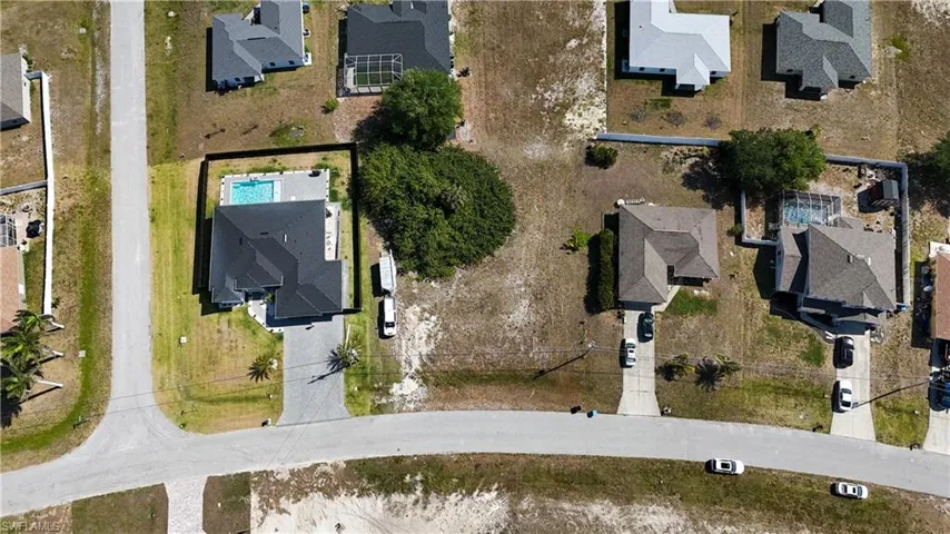 533 NW 18th  PL, Cape Coral, FL 33993