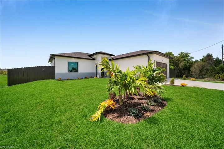 136 Pageant St, Lehigh Acres, Florida 33974