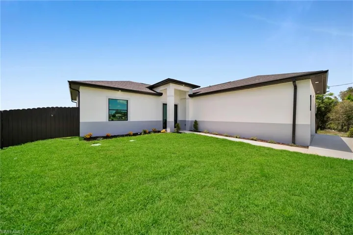 136 Pageant St, Lehigh Acres, Florida 33974