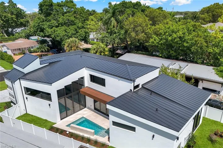 1230 10th Ave N, Naples, Florida 34102