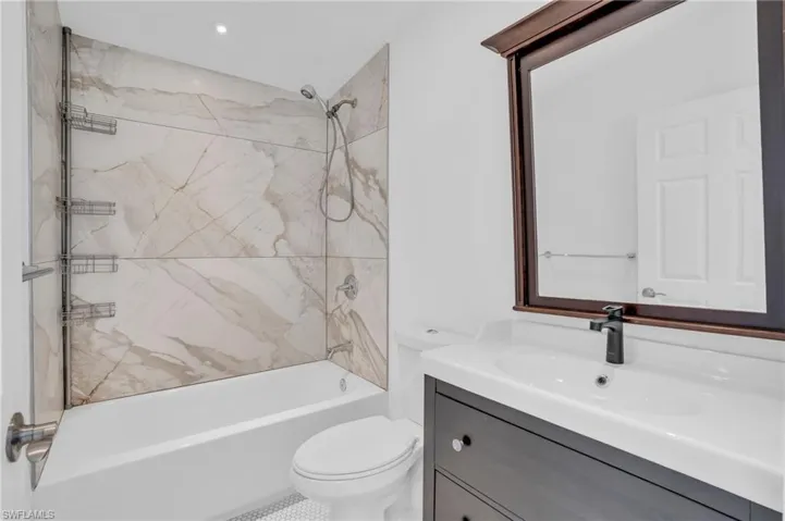 1321  Everglades S BLVD, Naples, FL 34117
