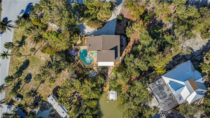 6143 Castaways Ln, Sanibel, Florida 33957
