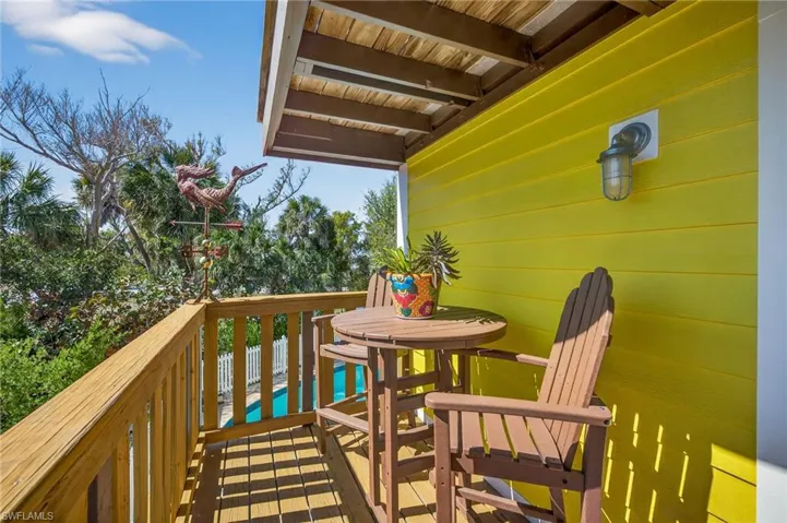 6143 Castaways Ln, Sanibel, Florida 33957