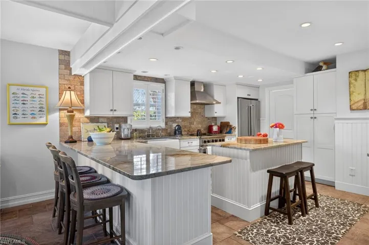 6143 Castaways Ln, Sanibel, Florida 33957