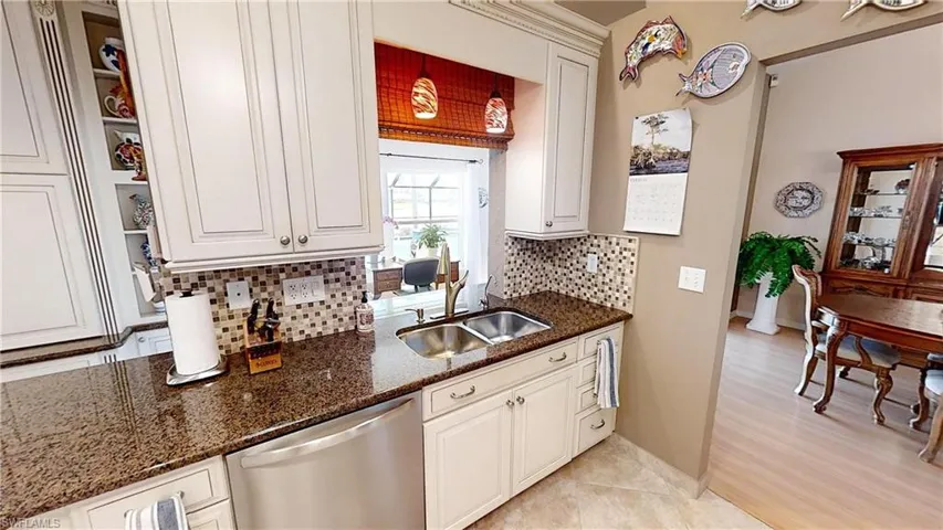 9968  Boca  CIR, Naples, FL 34109