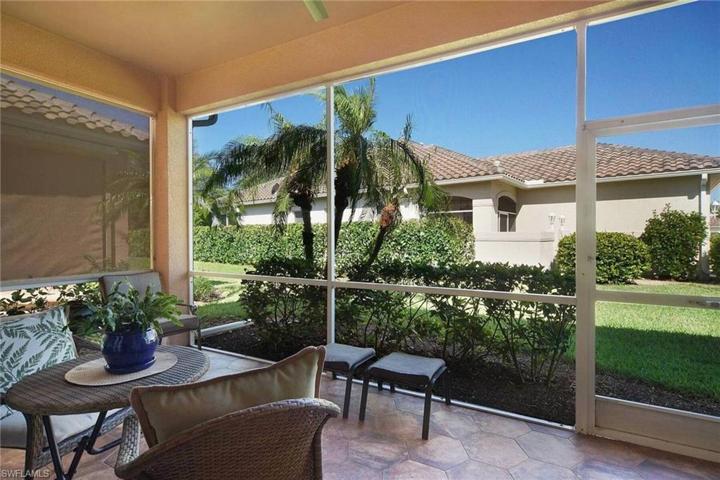 Year round Lanai is a favorite place for morning coffee or after dinner glass of wine
