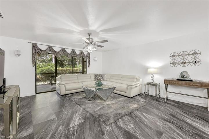 113 Pinebrook DR, FORT MYERS FL 33907