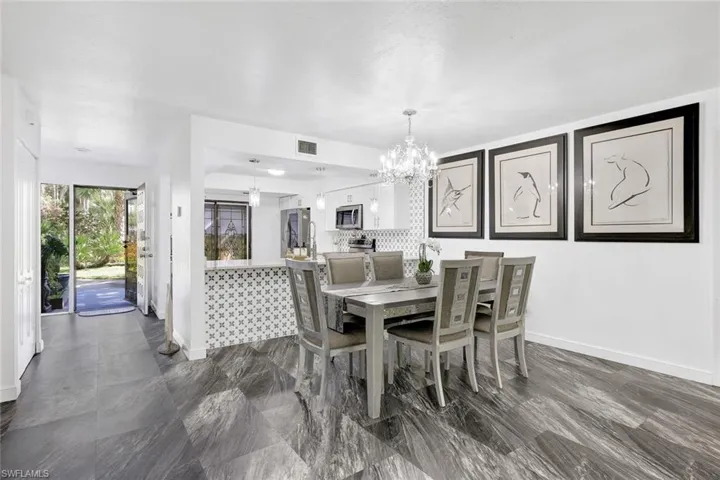 113 Pinebrook DR, FORT MYERS FL 33907