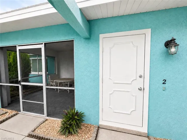 3032 SE Santa Barbara  PL, Cape Coral, FL 33904