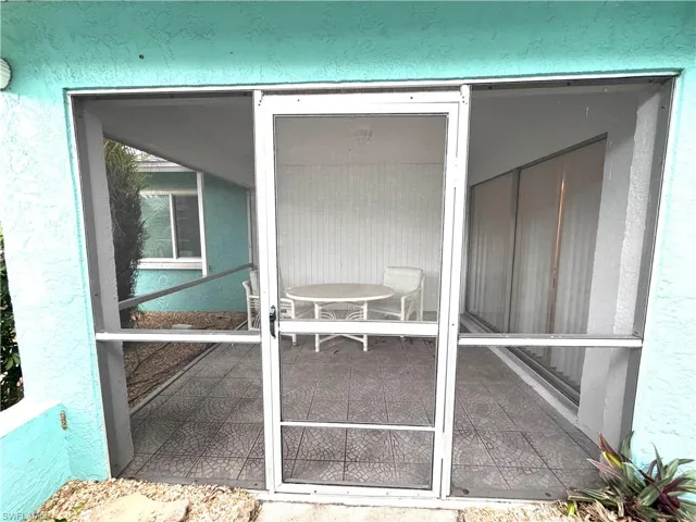 3032 SE Santa Barbara  PL, Cape Coral, FL 33904