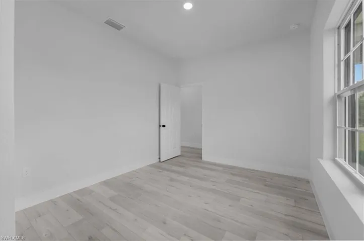 Bedroom 4 / guest suite