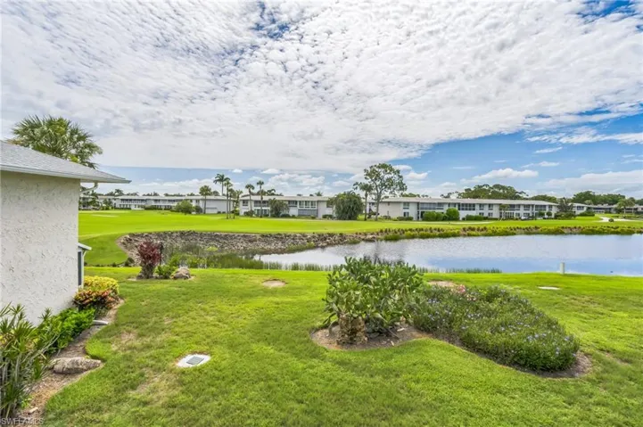 251  Palm  DR, Naples, FL 34112