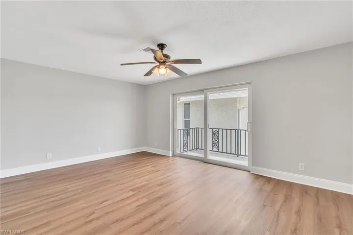 251  Palm  DR, Naples, FL 34112