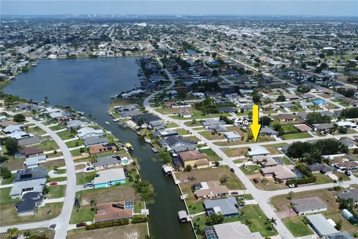 124 SE 6th  ST, Cape Coral, FL 33990