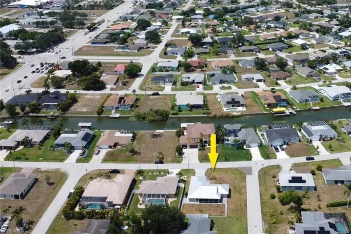 124 SE 6th  ST, Cape Coral, FL 33990