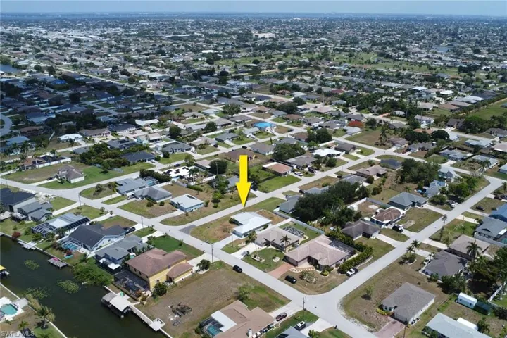 124 SE 6th  ST, Cape Coral, FL 33990