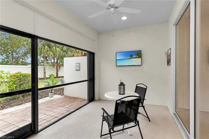 13418  Kent  ST, Naples, FL 34109